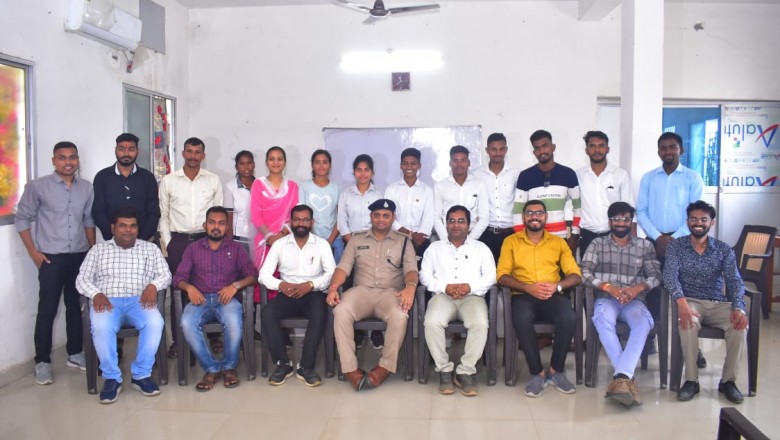 एमआर क्लासेस के 18 विद्यार्थियों का चयन भारतीय सेना में....चयनित युवाओं के सम्मान में समारोह का आयोजन....