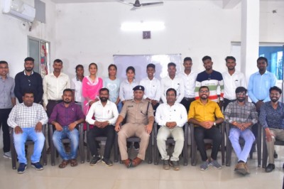 एमआर क्लासेस के 18 विद्यार्थियों का चयन भारतीय सेना में....चयनित युवाओं के सम्मान में समारोह का आयोजन....