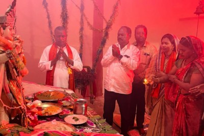 चिरचारी कला मे श्री कृष्ण जन्मोत्सव मे शामिल....युद्धभूमि पर दिया गया गीता का उपदेश संसार का श्रेष्ठतम ज्ञान माना जाता है : गीताघासी साहू