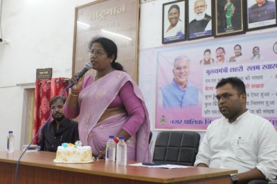 मुख्यमंत्री शहरी स्लम स्वास्थ्य योजना के तहत: मोबाईल मेडिकल यूनिट वेन से 3 लाख से...अधिक लोगों का हुआ नगर में स्वास्थ्य परीक्षण...