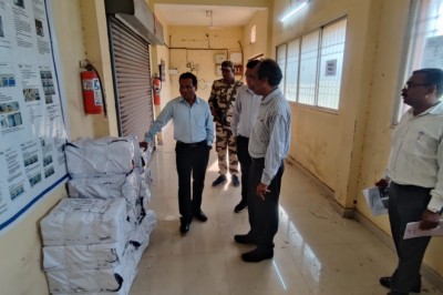 बेमेतरा में कलेक्टर ने ईवीएम,वीवीपैट वेयर हाउस का किया निरीक्षण....