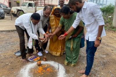 पेन्ड्री, शांति नगर एवं लखोली में सामुदायिक भवन व मंच निर्माण करने महापौर ने किया भूमिपूजन....