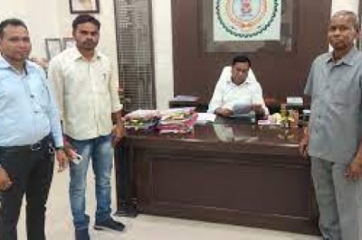 आत्मानंद स्कूल छुरिया में शिक्षकों की कमी...बच्चो के शिक्षा पर असर....