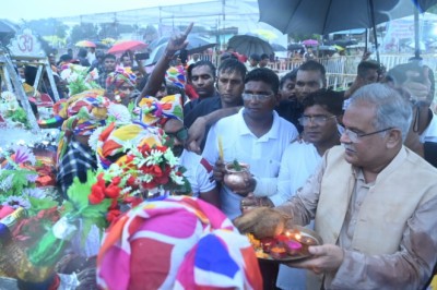 मुख्यमंत्री बघेल ने पोला त्यौहार के अवसर पर क्षेत्र की जनता को दी बड़ी सौगात...लोगों की बहुप्रतिक्षित मांग हुई पूरी...