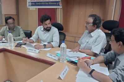 जिला अस्पताल के जीवनदीप समिति के कर्मचारियों के मानदेय में होगी वृद्धि.....