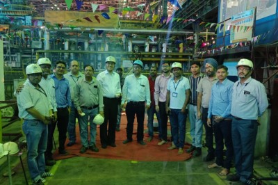 यूनिवर्सल रेल मिल के फर्नेस विभाग में विश्वकर्मा पूजा का भव्य आयोजन....