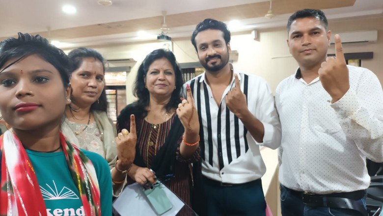 जिला स्वीप यूथ आईकॉन एवं छत्तीसगढ़ी फिल्म अभिनेता मन कुरैशी...राजनांदगांव के दिग्विजय महाविद्यालय में मतदाता जागरूकता कार्यक्रम में हुए शामिल....