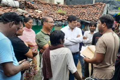 महापौर एवं आयुक्त ने अधिकारियों के साथ विभिन्न जलजमाव वाले क्षेत्रों का किया निरीक्षण साथ ही जल भराव इलाको में जल जमाव की समस्या का लिया जायजा....