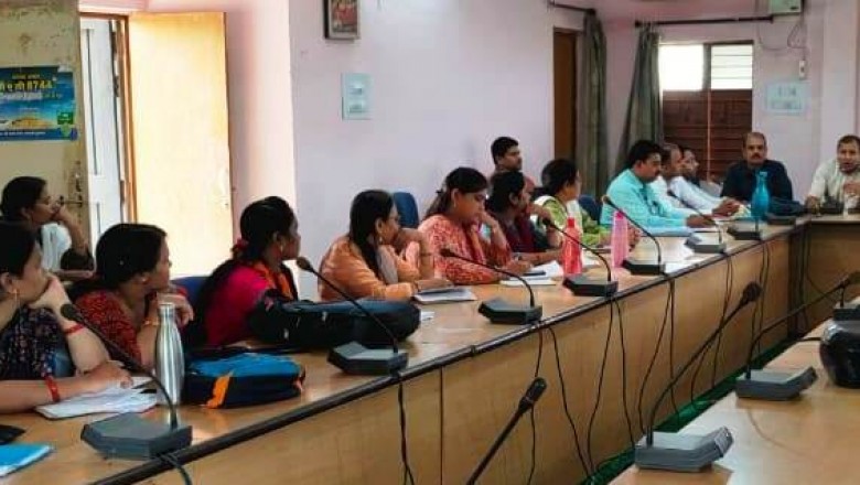 कार्यशाला में खरीफ एवं बागवानी फसलों की वर्तमान...स्थिति में आ रही समस्याओं पर की गई विस्तृत चर्चा....