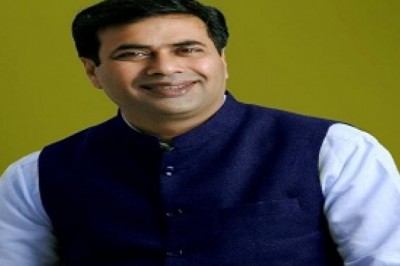 महापौर ने भगवान गणेश उत्सव : जैन धर्म के अनुयायियों को पर्यूषण एवं ईद मिलादुन्नबी पर्व के उपलक्ष्य पर शुभकामनाएं देते हुए सुख-समृद्धि शांति स्नेह की कामना की....