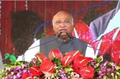 भरोसे का सम्मेलन : केंद्र सरकार पर बरसे खरगे....कहा....झूठों के सरदार हैं मोदी....