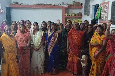 मां कर्मा भवन ग्राम भेड़ीकला मे भाजपा महिला मोर्चा की  बैठक सम्पन्न.....