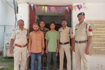 2 बदमाशों को पुलिस ने दबोचा....नाबालिग लड़कियों की फोटो एडिट कर फिल्मी तरीके से करते थे ब्लैकमेल.....