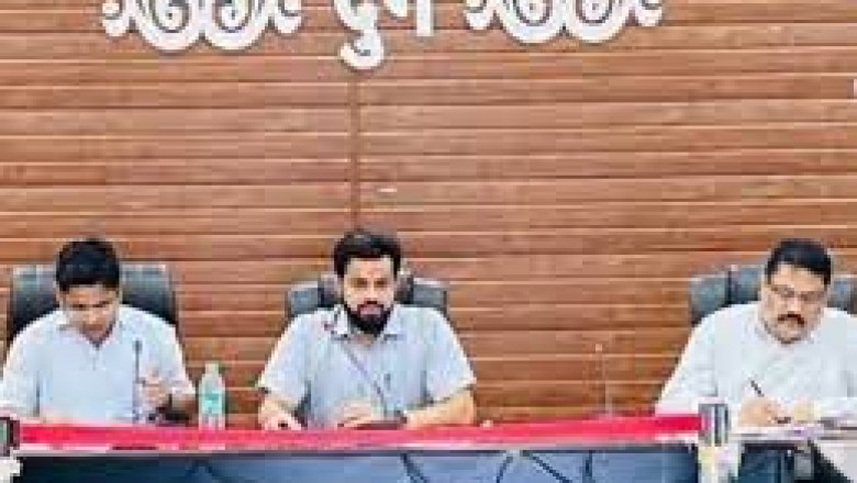 निर्वाचन से संबंधित कार्यों के सम्पादन हेतु अधिकारी-कर्मचारी नियुक्त.....