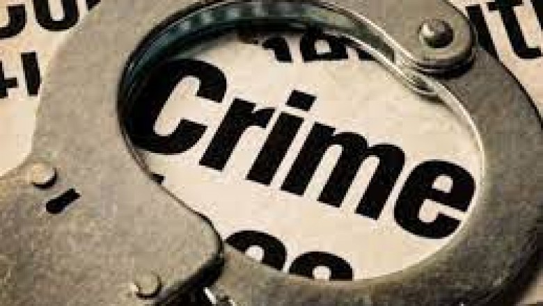 बेवजह बांस से मां का सिर फोड़ा.....बेटे की शिकायत पर आरोपी के खिलाफ FIR....