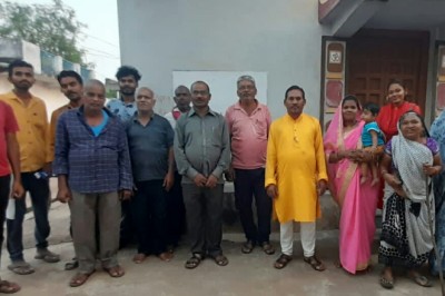 प्रदेश में भाजपा सरकार लाने भेड़ीकला के बुथ में चर्चा....डॉ रमन सिंह जी को प्रचण्ड मतों से विजयी बनाने लिया संकल्प.....