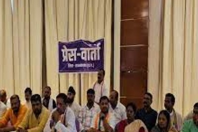 ​​​​​​​राजनांदगांव प्रत्याशी गिरीश देवांगन बोले- जनता के बीच भ्रम फैला रही बीजेपी.....डॉ. रमन के 15 साल के राज में राजनांदगांव में कोई उद्योग नहीं लगा....