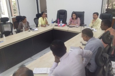 आरओ सुरुचि सिंह ने ली बेमेतरा वि.स.के निर्वाचन मास्टर ट्रेनर्स की बैठक.....