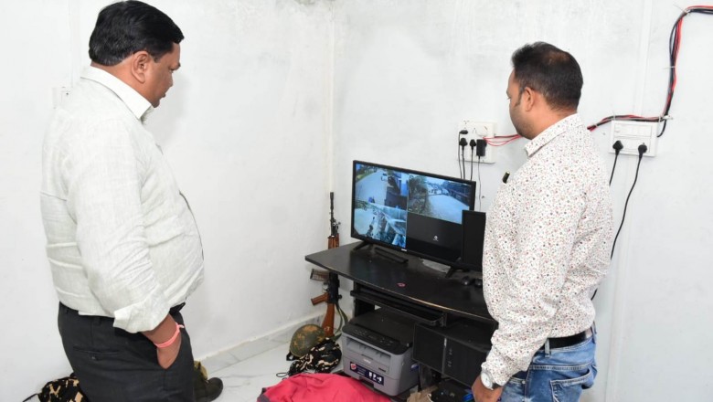 कलेक्टर ने जिले के अंतर्राज्यीय सीमावर्ती ग्राम कल्लूबंजारी चेकपोस्ट का किया निरीक्षण....