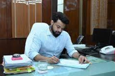 कलेक्टर पुष्पेंद्र कुमार मीणा निर्वाचन प्रकिया के सफल संचालन हेतु....160 माइक्रो आब्जर्वर नियुक्त.....