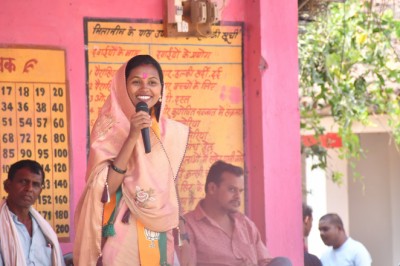 छुरिया मंडल में किया जनसम्पर्क.....भारतीय जनता पार्टी की भाजपा प्रत्याशी गीता घासी साहू....