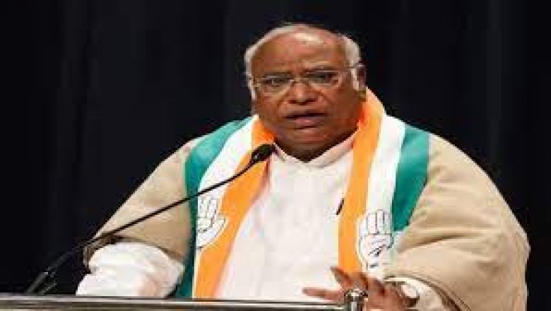 कांग्रेस के राष्ट्रीय अध्यक्ष मल्लिकार्जुन खड़गे का छत्तीसगढ़ दौरा.....महासमुंद और जगदलपुर में कर सकते हैं सभा को संबोधित....