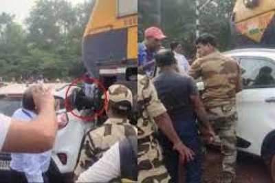 भिलाई स्टील प्लांट में मालगाड़ी ने CISF इंस्पेक्टर की कार को मारी ठोकर....