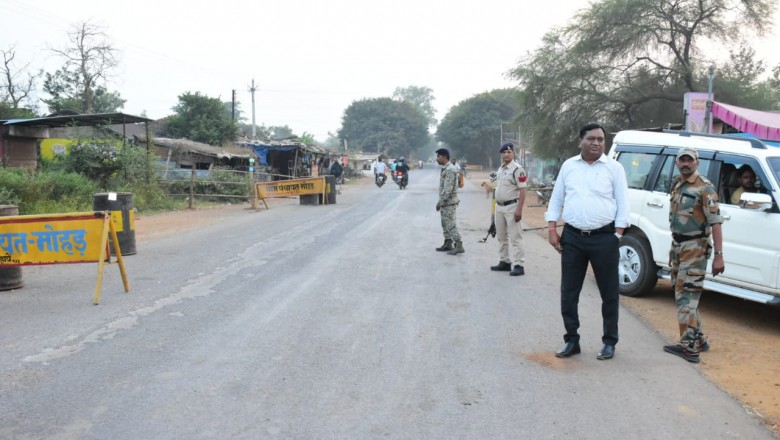 कलेक्टर एवं जिला निर्वाचन अधिकारी ने ग्राम मोहड़ में बनाए गए....स्थैतिक जांच नाका का किया औचक निरीक्षण....