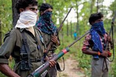 बस्तर में नक्सलियों ने किया चुनाव का बहिष्कार.....मतदाता डर के कारण नही लगवा रहे उंगली में स्याही....
