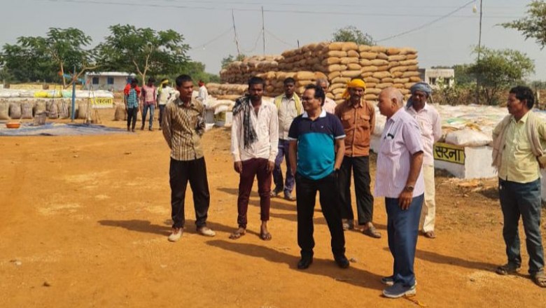 कलेक्टर ने जेवरा और नांदघाट धान उपार्जन केंद्र का किया औचक निरीक्षण....