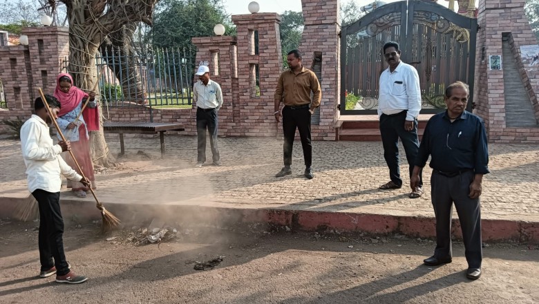 निगम क्षेत्र के तालाब......उद्यानों की साफ-सफाई हो रही प्रकाश व्यवस्था दुरूस्त.....