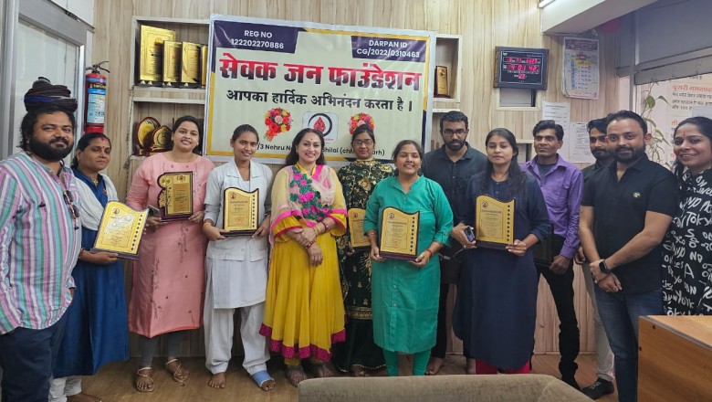 सेवक जन फाउंडेशन द्वारा चिकित्सको का किया गया सम्मान....अनेमिया मुक्त जिला अभियान की शुरुआत भी कर रही है संस्था....