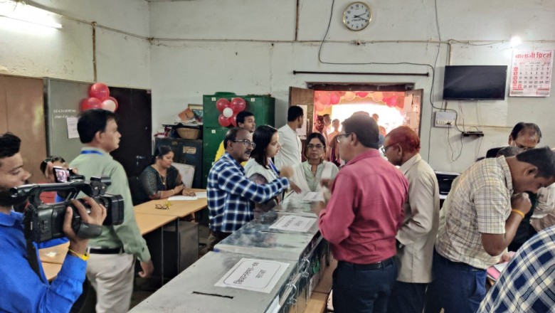 निर्वाचन ड्यूटी में तैनात 3395 अधिकारी कर्मचारी ने दिया है डाक मतपत्र के लिए आवेदन....