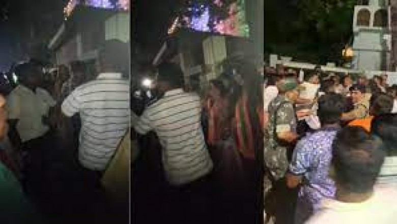 भाजपा और कांग्रेस कार्यकर्ताओं के बीच झूमाझटकी....महतारी वंदन योजना पर बवाल....फॉर्म भराए जाने पर शुरू हुआ विवाद....