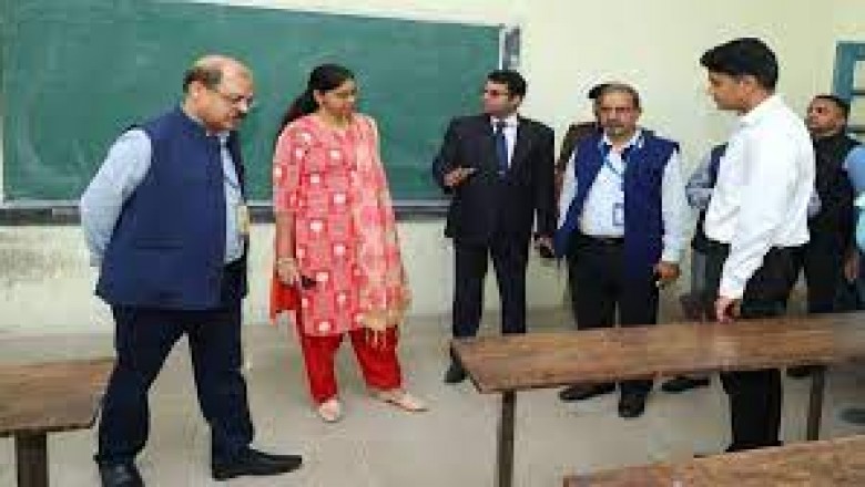 भारत निर्वाचन आयोग के अधिकारियों ने निर्वाचन की तैयारियों का निरीक्षण.....दिए आवश्यक दिशा-निर्देश....