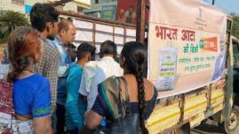 रायपुर में भी शुरू हुई भारत आटा की बिक्री....