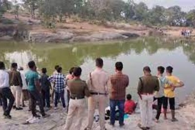 परिजनों का रो-रो कर बुरा हाल.....तालाब में डूबे एक ही घर के दो मासूम बच्चे.....