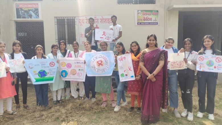 सेठ आर .सी.एस कला एवं वाणिज्य महाविद्यालय दुर्ग में विश्व एड्स दिवस 1 दिसंबर को मनाया गया