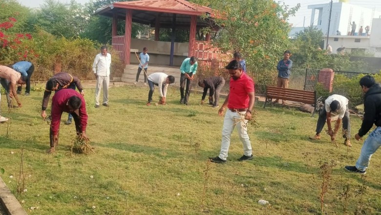 न.पा. बेमेतरा में श्रमदान कर क्लीनलीनेस ड्राइव का आयोजन किया