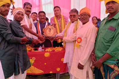 शहीद वीर नारायाण सिंह  के मातृभूमि के प्रति समर्पण और बलिदान हमेशा याद किया जाएगा: भोलाराम साहू