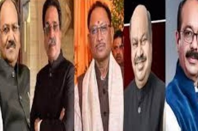 छत्तीसगढ़ विधानसभा का सत्र; प्रोटेम स्पीकर रामविचार नेताम ने  90 विधायकों को दिलाई शपथ