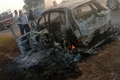 धमधा से रायपुर जा रही कार में अचानक लगी आग , चालक ने गाड़ी रोककर बचायी जान