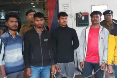 महिला के ऊपर सिगरेट का धुआ उड़ने पर विवाद , एक युवक को पीट पीटकर हत्या कर दी