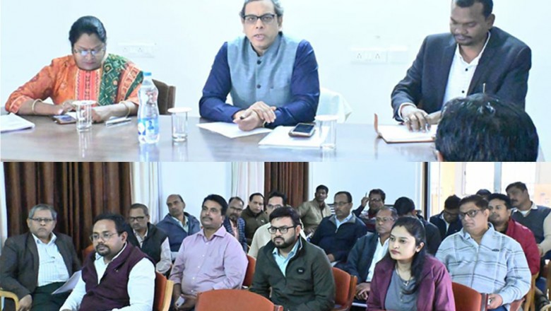 संयुक्त सचिव एवं जिला प्रभारी ‘‘विकसित भारत संकल्प योजना‘‘ श्री पंकज बोड़खे ने ली समीक्षा बैठक