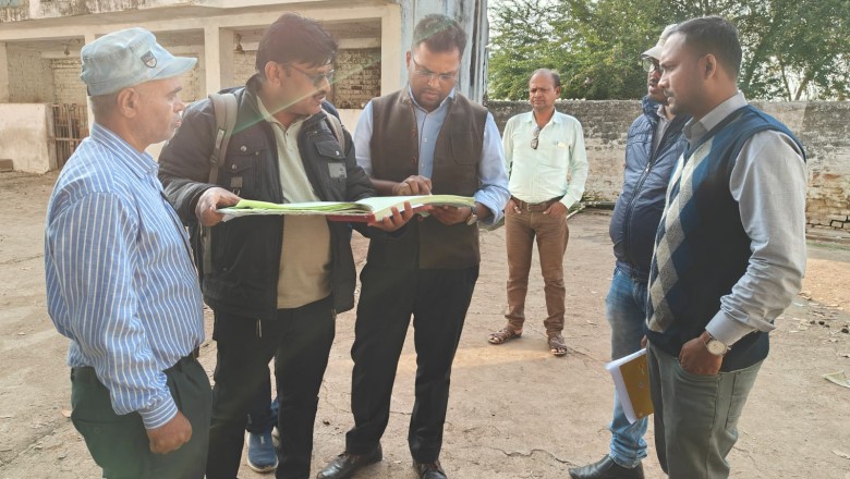 नगर निगम का राजस्व वसूली अभियान ,वार्डो में शिविर के अलावा घर घर वसूली :  आयुक्त एवं उपायुक्त भी पहुॅचे बड़े उद्यमी बकायादारों के व्यवसाय स्थल