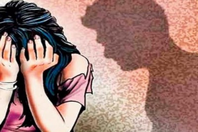 अस्पताल में अधिकारी ने  महिला कर्मचारियों पर शारीरिक संबंध बनाने का दवाब डाला