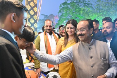 देश का भविष्य है हमारे छात्र उनका भविष्य संवारने की जिम्मेदारी है शिक्षकों पर - उप मुख्यमंत्री  साव