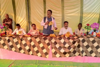 हल्बा - हल्बी समाज के लोगों ने मनाया शक्ति दिवस -  खुज्जी विधायक भोलाराम साहू शक्ति दिवस में ग्राम दैहान,मुचेदंड ,लालूटोला और कापा पहुंचे
