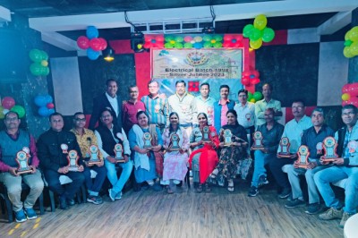 सिल्वर जुबीली रियूनियन समारोह में मिले इलेक्ट्रिकल 1998 बैचमेट्स