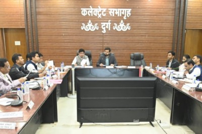 नगर निगम रिसाली और भिलाई-3 चरोदा केटल-फ्री बनने की ओर अग्रसर  - विकसित भारत संकल्प यात्रा शिविर में राजस्व शिविर भी लगेंगे